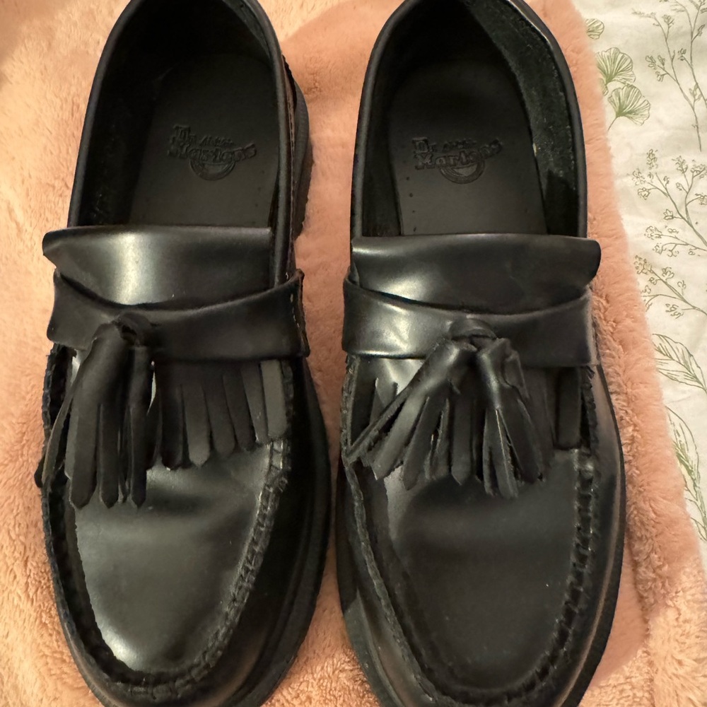 ADRIAN SMOOTH LEATHER TASSEL LOAFERS